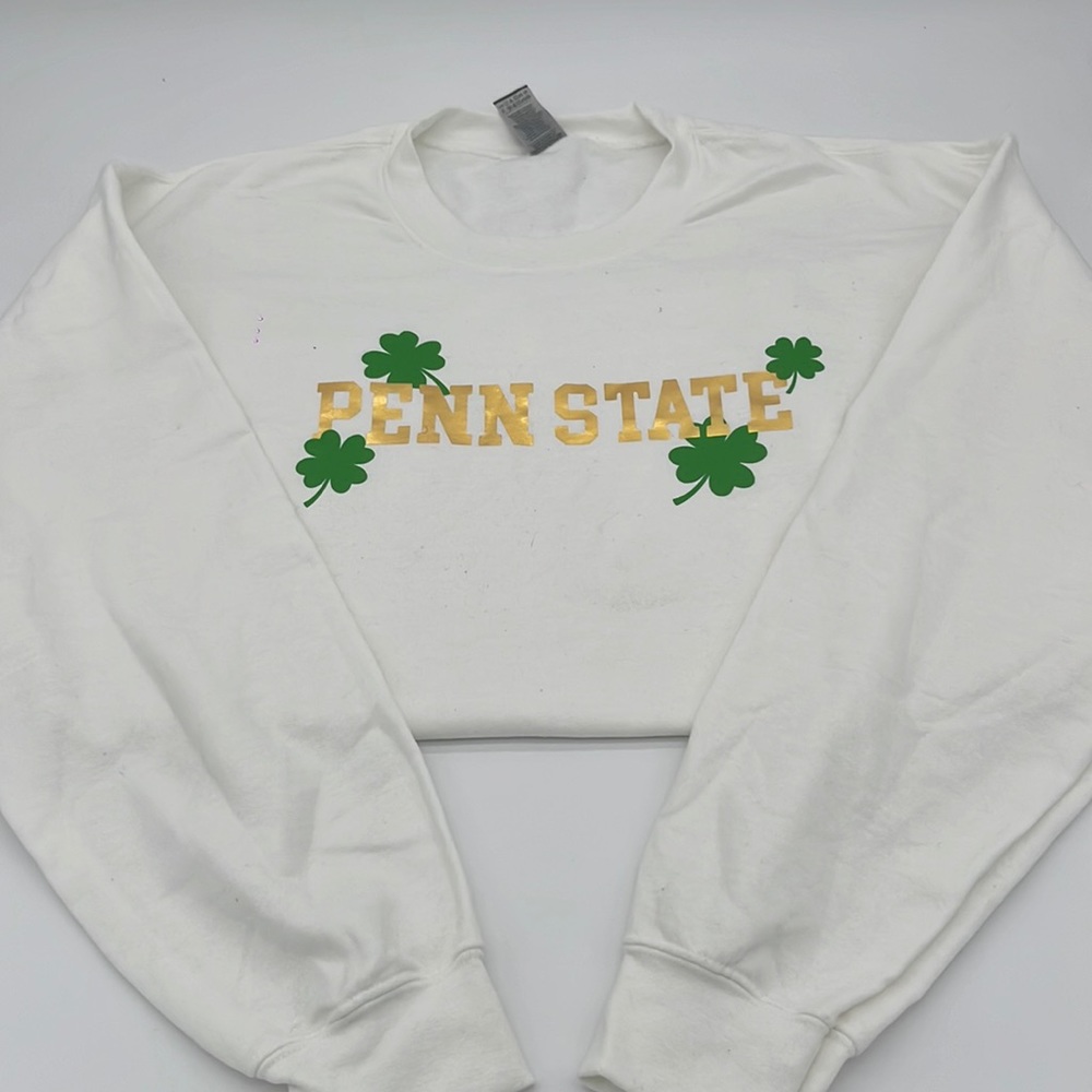 NWOT Penn State State Paddies Day Crewneck
